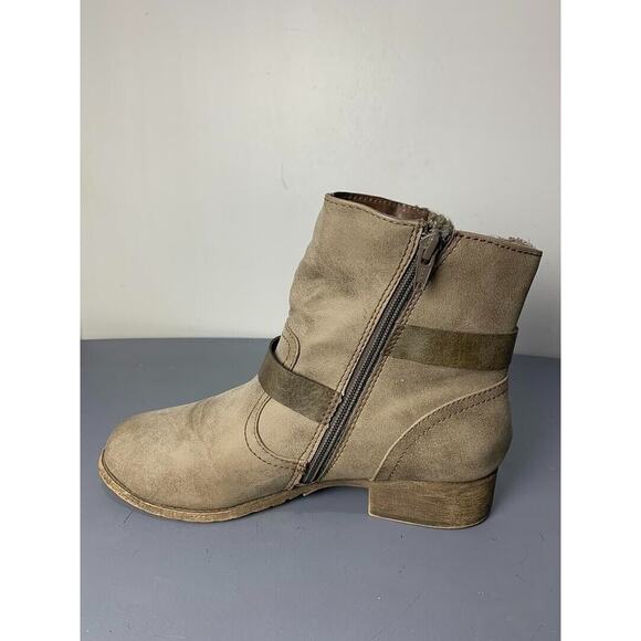 Womens Ankle Boots With Side Zipper & Buckle Detail Size 7.5 - Picture 5 of 8